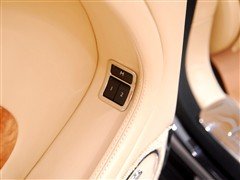 极尽奢华 实拍2011款宾利慕尚Mulsanne