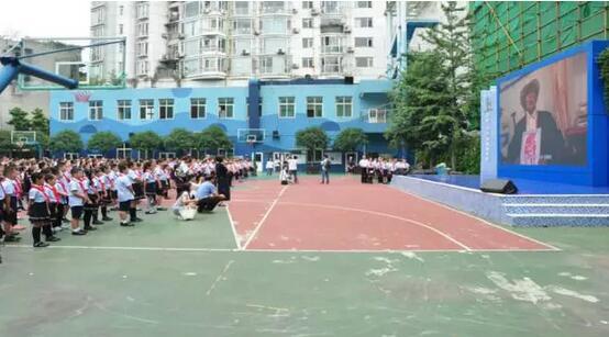 开学季来临 成都各学校开学典礼的画风啥样