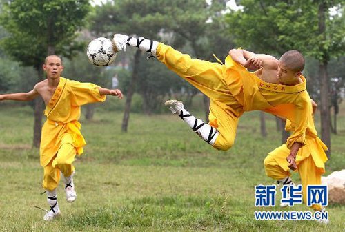 少林寺欲打造少林足球 挽救中国足球低迷