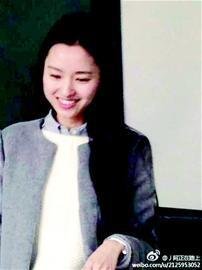 <em>川师美女</em>老师遭疯狂围观 保安守门限制蹭课_大