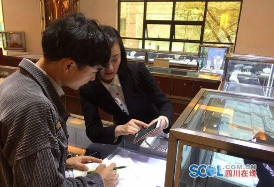 【新闻媒体锦江行】感受新经济的跳动脉搏