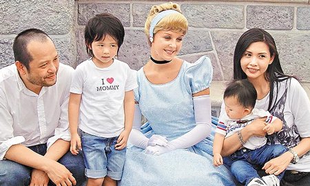 叶玉卿邱淑贞艳星双姝收山 豪乳旺夫肚皮争气_腾讯·大楚网