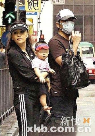 郭政鸿与老婆和女儿
