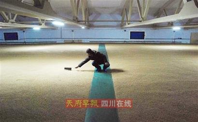 成都粮仓过冬 睡恒温房每年两次放风(图)_网
