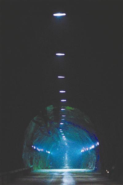 科学家四川寻暗物质 地下2400米寻找“宇宙幽灵”(图)_大成网_腾讯网