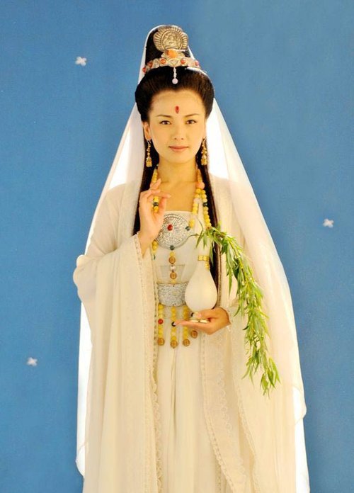 高清:《西游记》<em>观音</em>像首曝光 已婚刘涛露福态