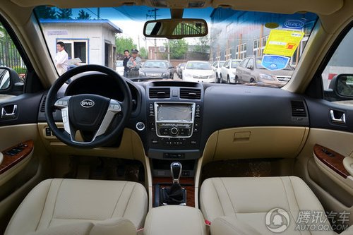 2013款比亚迪g6车型高清图片