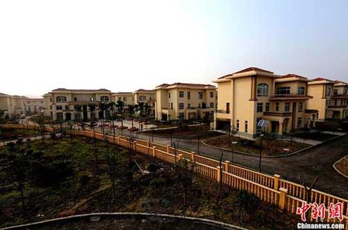 华蓥富豪建别墅赠乡亲续:多修20套欲变现(图)