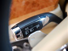 极尽奢华 实拍2011款宾利慕尚Mulsanne