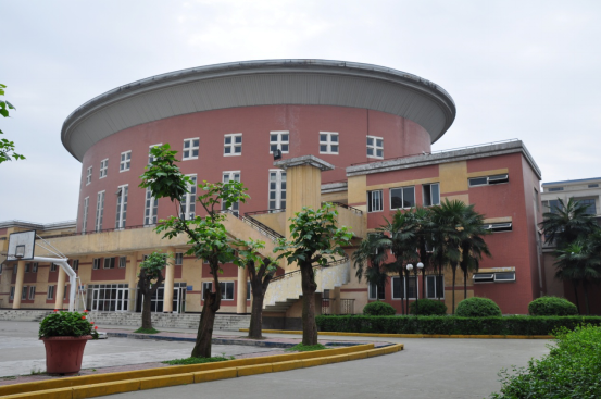 树德博瑞版别再找我体爆红 学校创意寄语新学