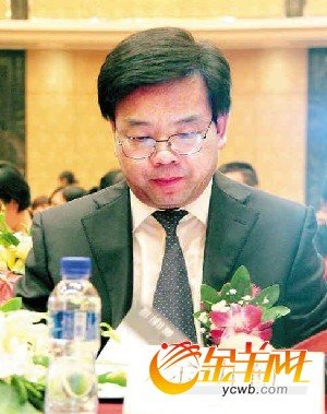 官员:公考热最多持续五年 强制加薪不可行