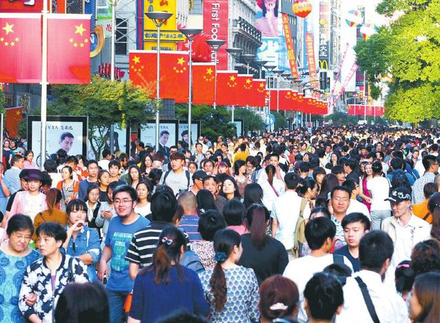 国庆长假市民青睐出国游 避免拥堵新选择(图)