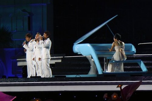 彝人制造献歌央视中秋晚会 红歌EP即将发行