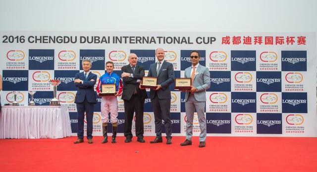 浪琴表荣任成都迪拜国际杯赛马盛事官方计时指
