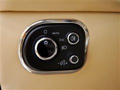 极尽奢华 实拍2011款宾利慕尚Mulsanne