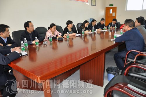 乐山市计算机学校到中江职业中专参观交流