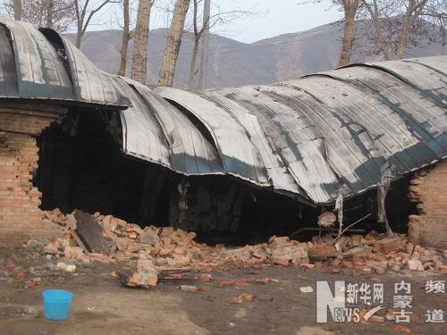 中铁十九局在建隧道工地民工工棚发生重大火灾