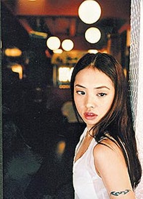 蔡依林傲人胸部突缩水 被指“拆弹”坦承造假 - 敏儿 - 敏儿 蔡依林傲人胸部突缩水 被指“拆弹”坦承造假 - 敏儿 - 敏儿
