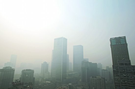 12日四川12城市空气污染 成都已启动三级预案