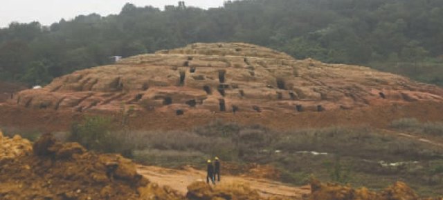 新津两座山现600座崖墓 盗墓者“光顾”多次(图)_大成网_腾讯网