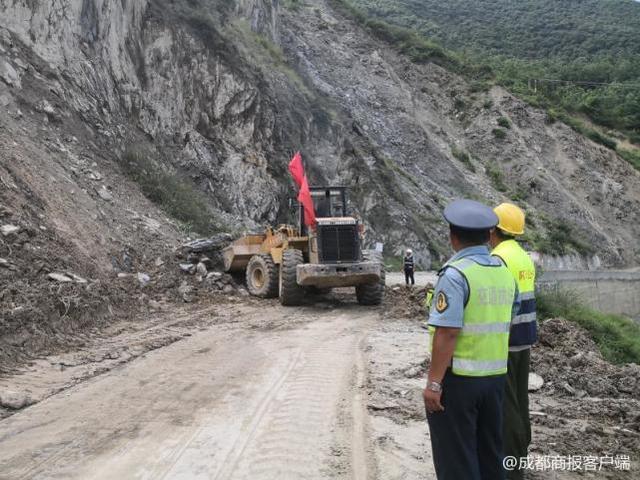 權威發(fā)布！全川41處道路阻斷，經過這些地方需繞行