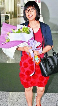 吴宗宪爱妻癌症术后露面气色好 四子女齐亮相