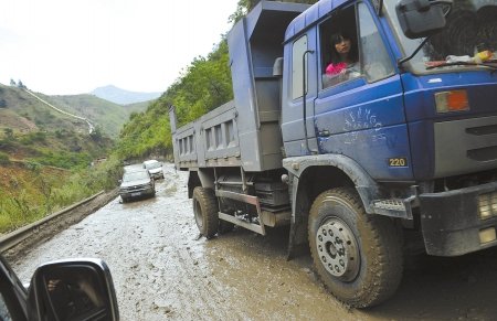 雅西高速年底通车 成都到泸沽湖只要6小时