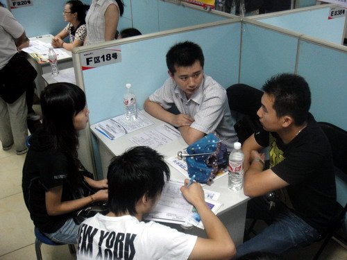 成都专门为通讯人才举办大型招聘会