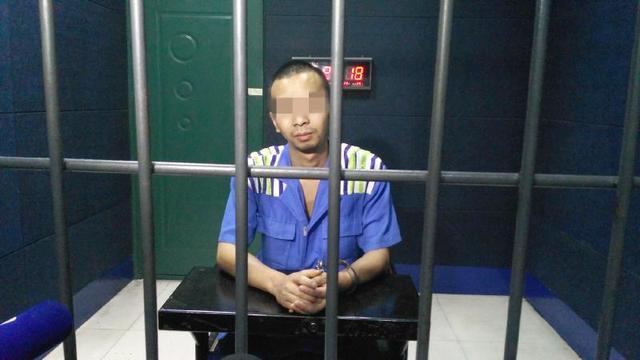 成都男子闹市挥刀挟持女童抢劫 作案多起被抓(图)|成都写字楼资讯中心|好楼在线