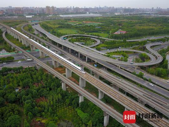 四川最快铁路:成南达高铁项目启动 时速350公里