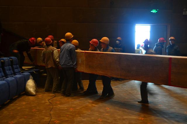 星美国际影商城成都大悦店IMAX影厅挂幕全