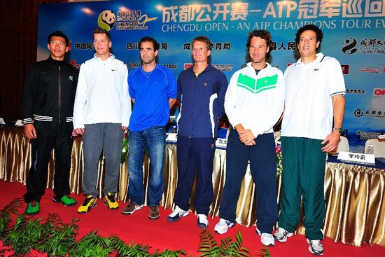 ATPATP巡回赛2025全赛程__大师赛直播+积分排名+球员动态年终排名：德约稳坐NO1优势吓人 兹维进前4