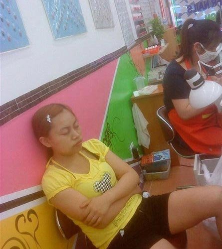 凤姐靠修脚买房养男人 有钱丑女你愿意<em>娶</em>吗(图