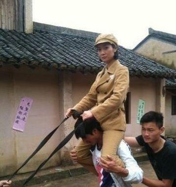 娱乐圈替身曝光:替马被女星骑 替章子怡吃猪蹄