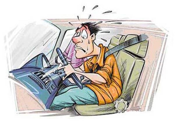 自驾游遇突发情况咋办_大成汽车