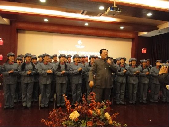 岁月 红军后代雅安知青相聚华侨凤凰国际城_网