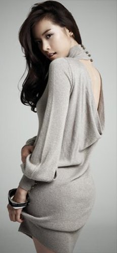 韩女星性感<em>背影</em>令人窒息 破尺度穿妩媚<em>胸衣</em>_大