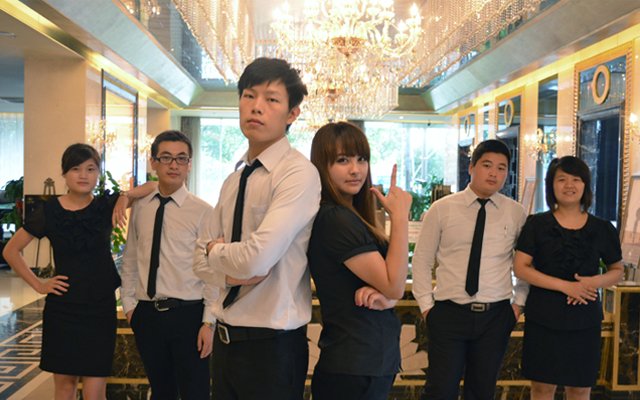 绿地白金汉宫走进售楼部_常州房产