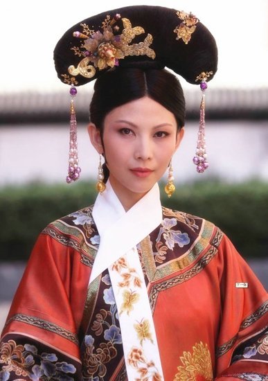 后宫《甄嬛传》上演宫斗戏 承德楼市齐"争宠"