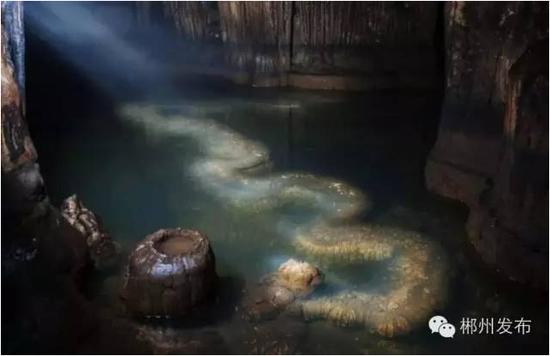 资讯  【背景】"龙洞烟云"系临武八景之一,地处临武县北面花塘乡石门