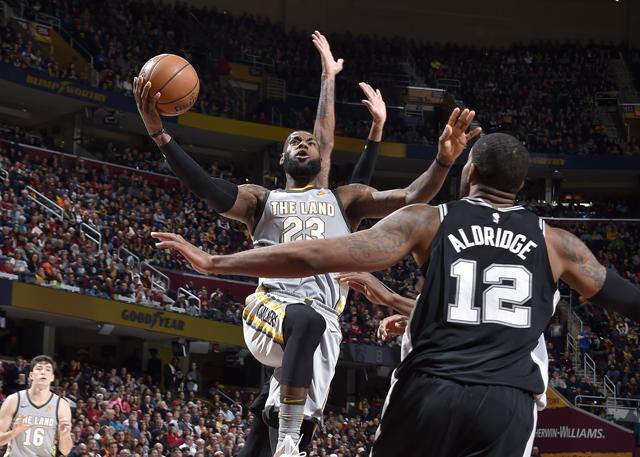 nba补丁波波维奇笑谈对阵詹皇:要让自己别总盯