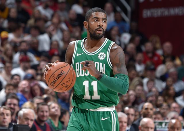 22+10但错失扳平三分 欧文绿军首秀有遗憾_NBA中国官方网站