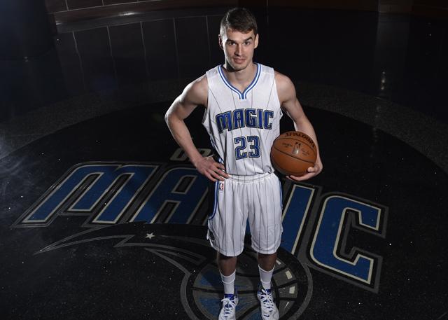 魔术5号秀训练营首日获赞 克罗地亚小伙表现可