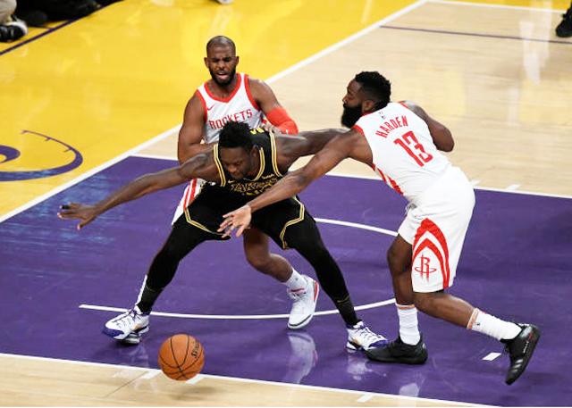 nba球员周琦最新消息 他用这个动作征服了全美观众令人咂舌