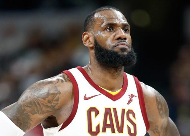 三连败结束2017 詹姆斯:这波客场之旅真垃圾