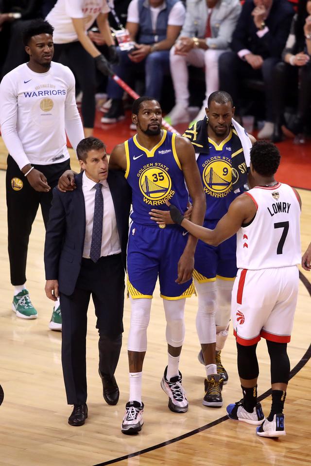 NBA｜布伦森带伤轰下30+3尼克斯取得总决赛开门红