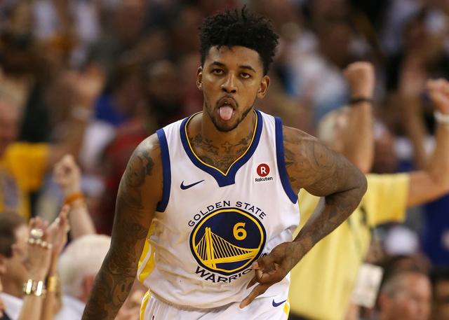 三分专家失宠 杨少侠:融入勇士比想象的难_nba中国官方网站