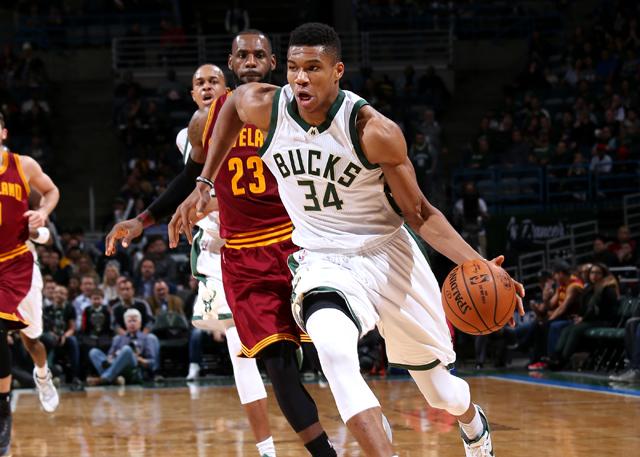 雄鹿队字母哥34分12篮板5助攻5抢断,帕克18分,比斯利17分;骑士队赛季