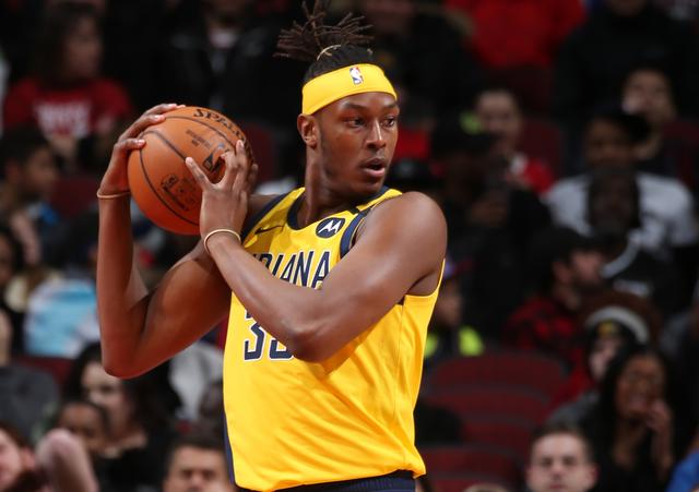 父亲新冠痊愈后 特纳捐出5万美元用于抗疫