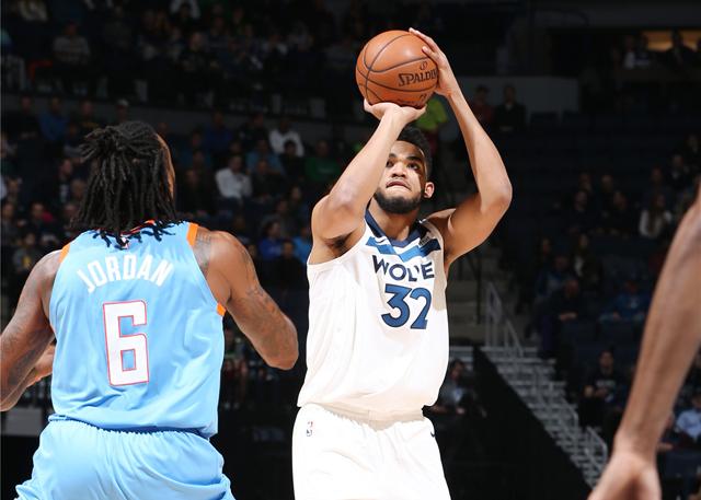 唐斯30+10小乔丹18+12 森林狼送快船四连败